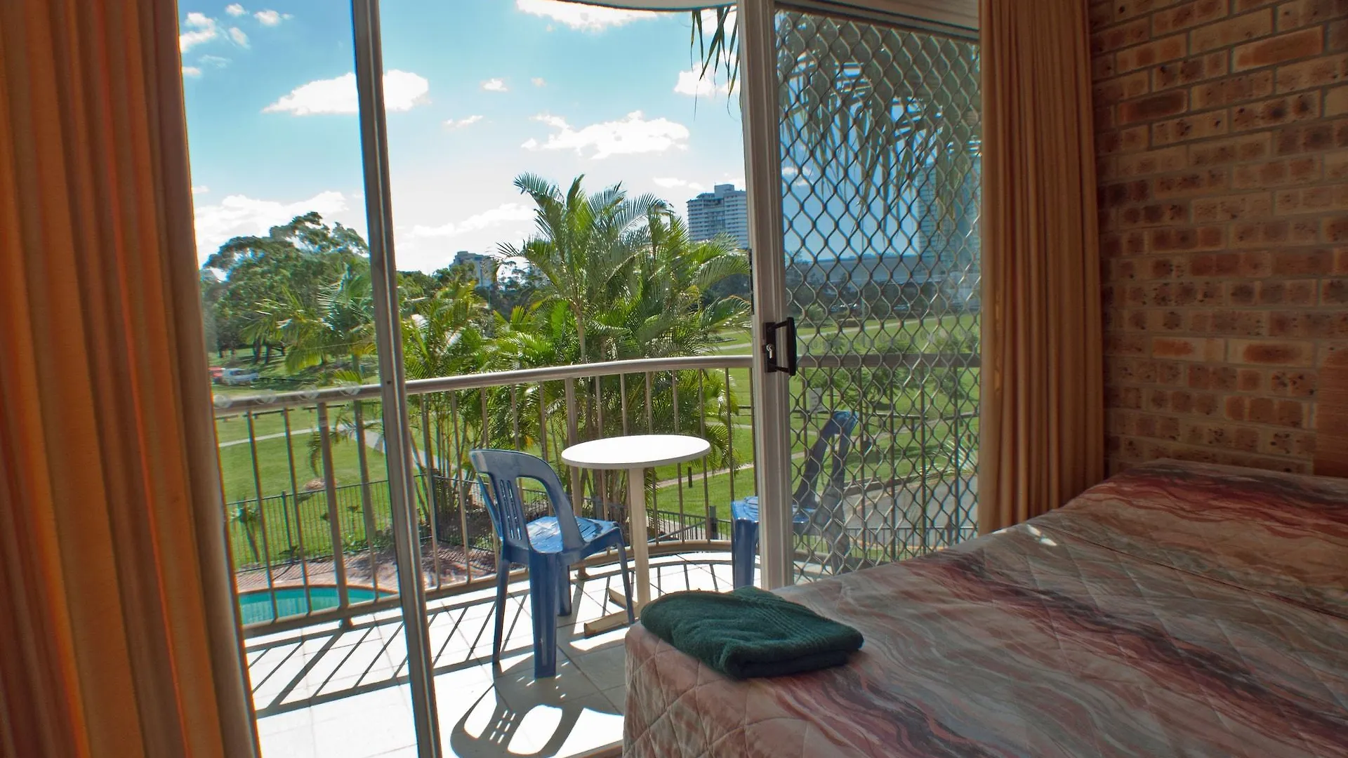 Bombora Resort - Coolangatta Austrália