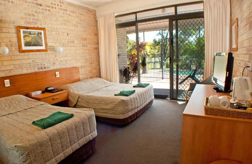 Bombora Resort - Coolangatta